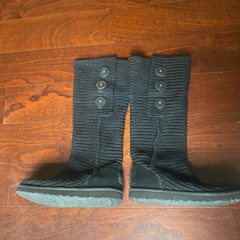 Black Sweater Ugg Boots